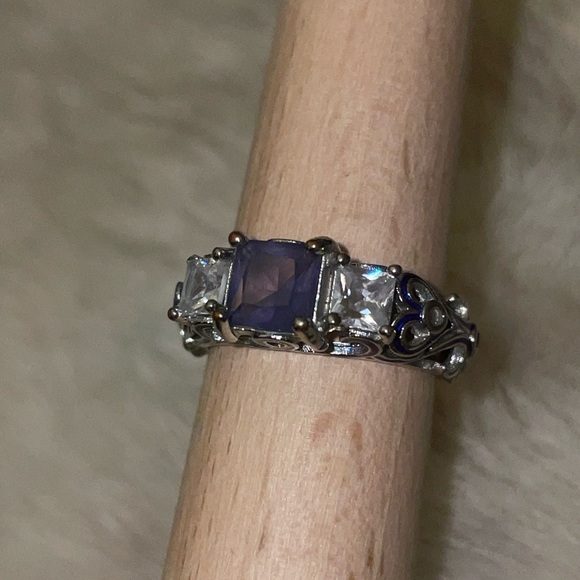 Intricate Silver and Purple/Blue Gemstone Ring princess cut - Picture 4 of 5